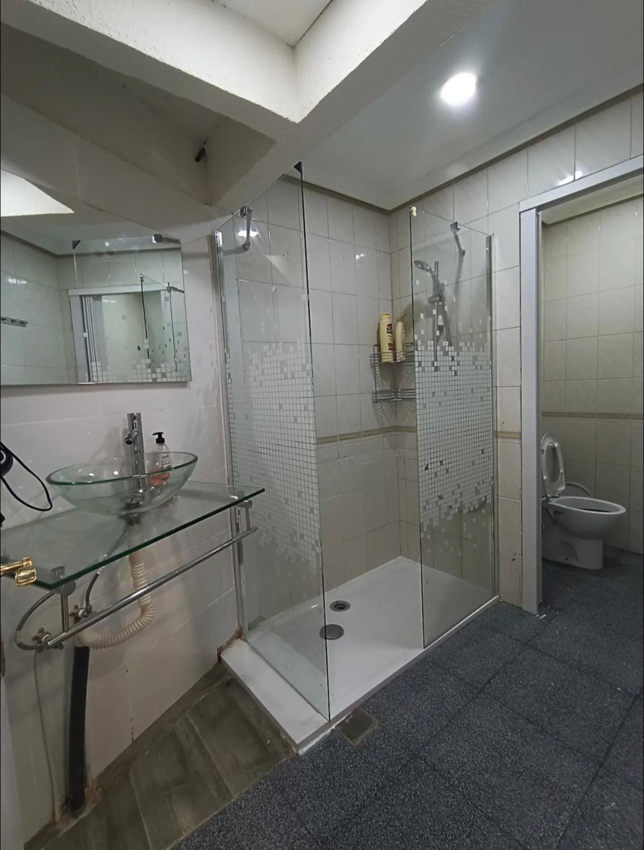 La Latina Guest house